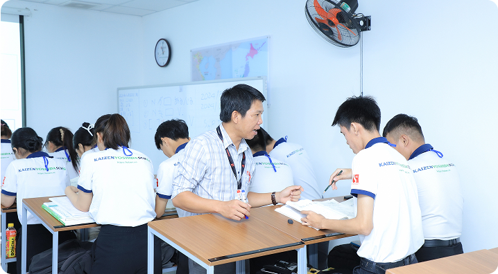 日本専門技能中等専門学校→ sau đó JPC／本校