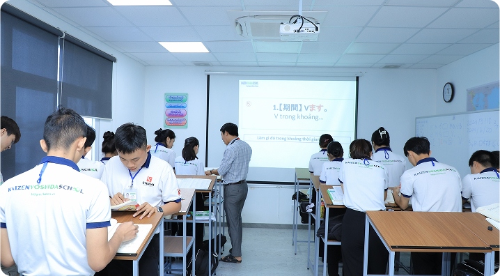 日本専門技能中等専門学校→ sau đó JPC／本校