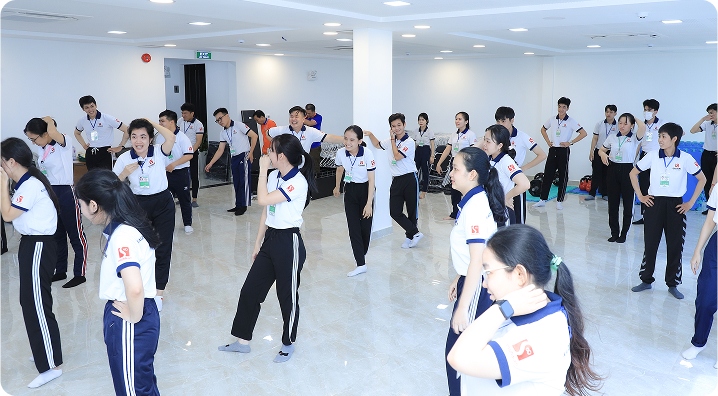日本専門技能中等専門学校→ sau đó JPC／本校