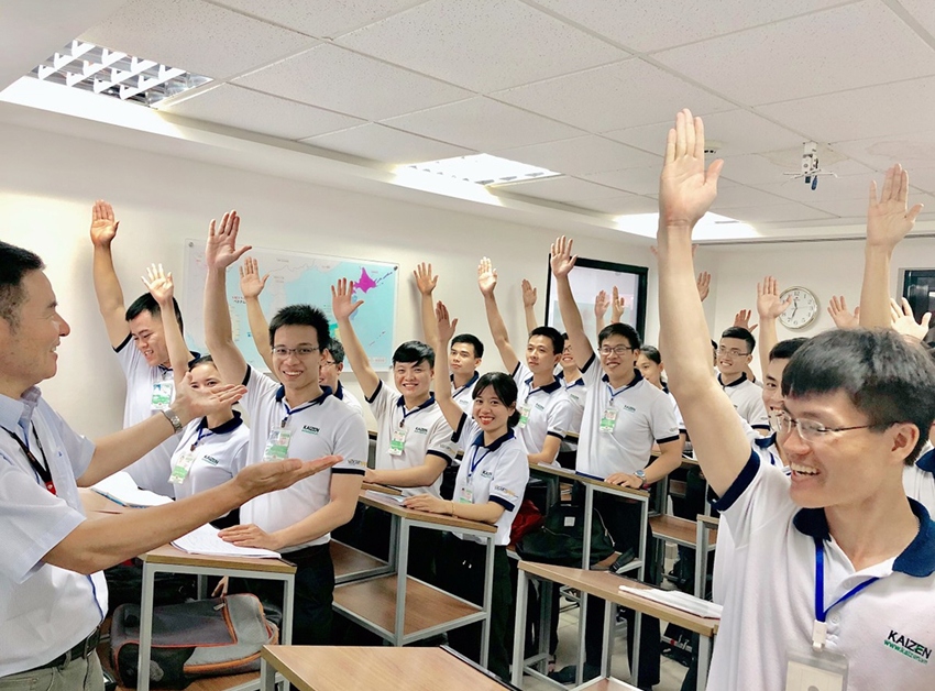 日本専門技能中等専門学校→ sau đó JPC／本校