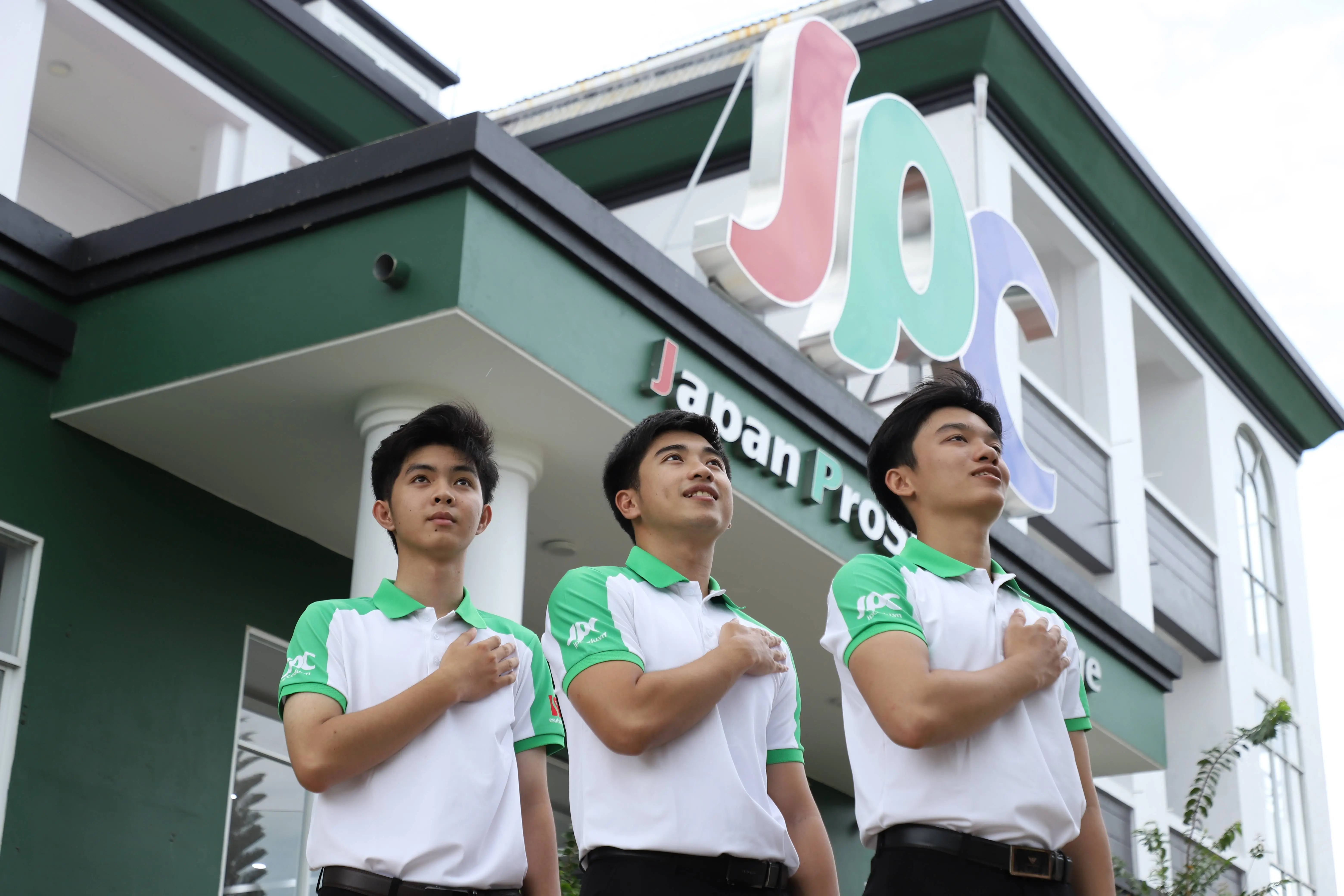 日本専門技能中等専門学校→ sau đó JPC／本校